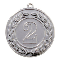 Thumbnail for Die Medaillen Essen 40 mm PK79216 ist eine Silbermedaille mit der Nummer 2 in der Mitte, umgeben von einem kranzähnlichen Design. Diese aus hochwertigem Material gefertigte Medaille besticht durch ein exklusives Design für ein wahrhaft herausragendes Erscheinungsbild.